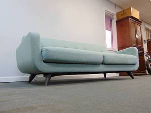 lot 585 image: Room and Board Sofa- Teal