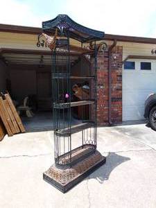 lot 540 image: Vintage Wicker and Metal Shelves