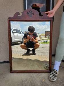 lot 130 image: Vintage Wood Framed Mirror