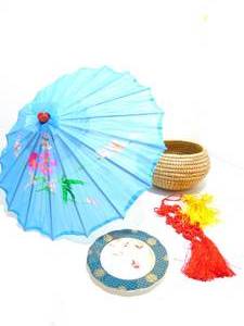lot 393 image: Vintage Japanese Decor Lot