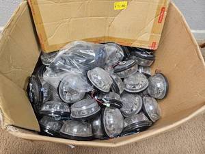 lot 496 image: Box of Whelen Motorcycle Lights SmartLED