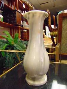lot 118 image: Vintage Marble Gray and White Vase