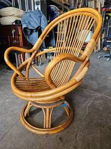 lot 29 image: Vintage 1960s Bamboo Swivel Chair