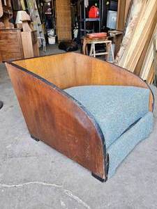 lot 254 image: Vintage Wood Encased Chair - Project