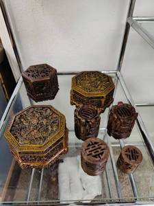 lot 531 image: Chinese Resin  Incense Boxs