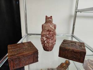 lot 532 image: Chinese Resin  Incense Boxs