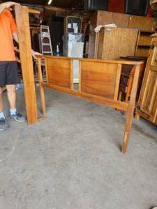 lot 314 image: Bed Frame