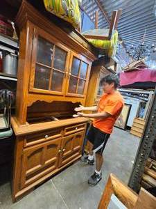 lot 318 image: Vintage Maple Hutch