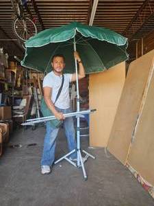 lot 572 image: JoeShade Green Umbrella