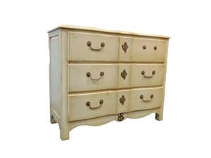 lot 25 image: Beautiful Solid Wood French Style Dresser