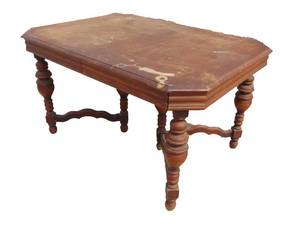 lot 24 image: Antique Dining Table