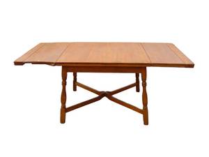 lot 26 image: Vintage Dining Table with Leaves