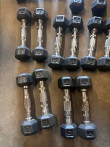 lot 71 image: 5 Lb Dumbbell Sets - Rubberized Hex 4 SETS