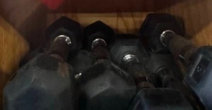 lot 72 image: 13 Pairs of 3 LB Rubberized Hex Dumbbells