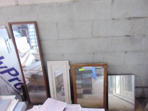 lot 288 image: Lot of Mirrors