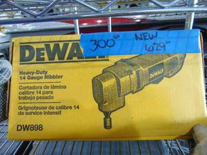 lot 8 image: DEWALT DW898 NEW Heavy Duty 14 Gauge Nibbler