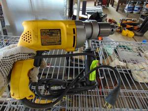 lot 15 image: DEWALT DW235G VSR Drill