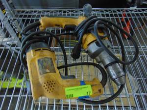 lot 17 image: DEWALT Tools DW 257