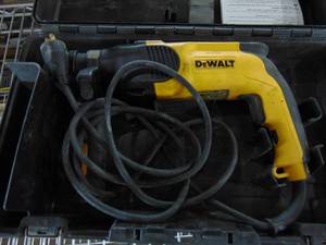 lot 18 image: DEWALT D25111 Tool in Box