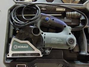 lot 24 image: KOBALT 4 In Multi Purpose Mini Saw