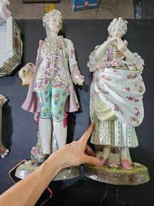 lot 99 image: Antique Porcelain George and Martha Washington Statues with Stands