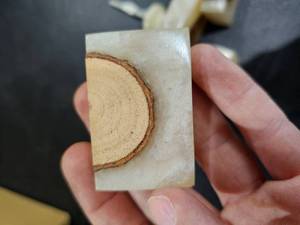 lot 186 image: Set of 4 Unique Wood and Resin Knobs for Cabinets or Dresser