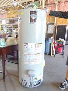 lot 49 image: Bradford White Defender Ultra Low NOx series Water Heater, Good Working Condition when it was  pulled out service