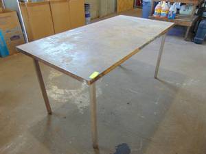 lot 69 image: Work Table
