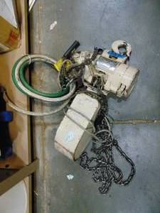 lot 708 image: BUDGIT Air Hoist