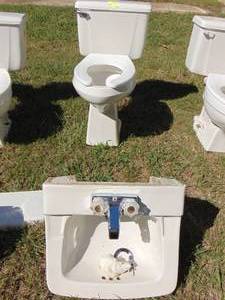 lot 355 image: Toilet and sink Combo