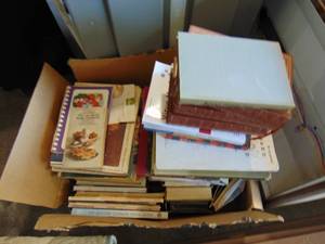 lot 344 image: Lot of books